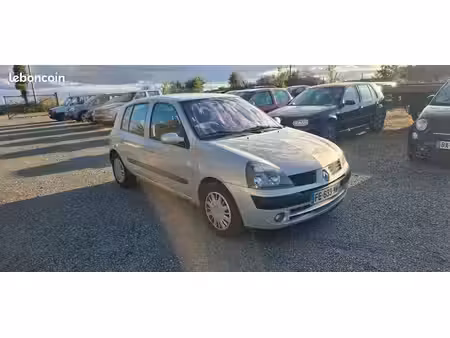 Renault Clio 1.4 98