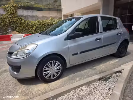 Renault Clio 1.4 98