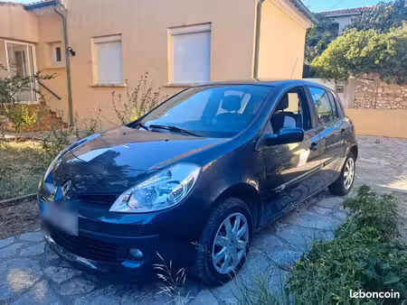 Renault Clio 1.4 98