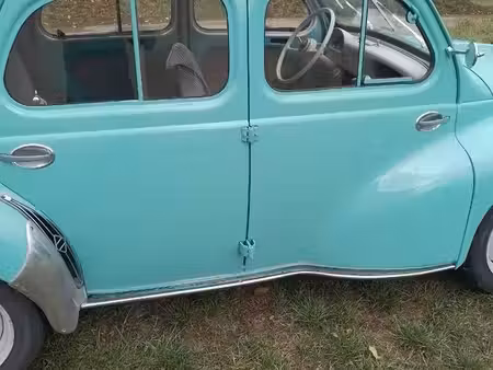 Renault 4CV