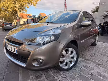 Renault Clio 1.6 Exception