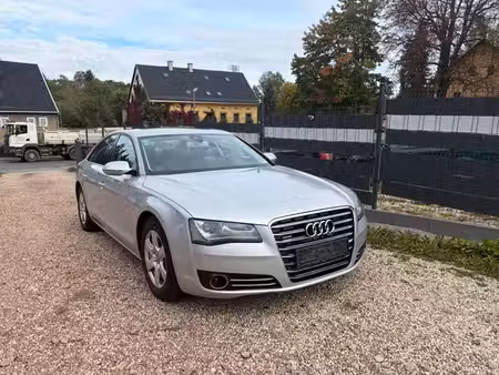 Audi A8 V6 3.0 TDI 250 quattro