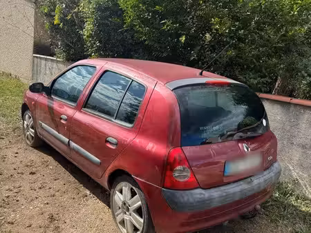 Renault Clio 1.4 98