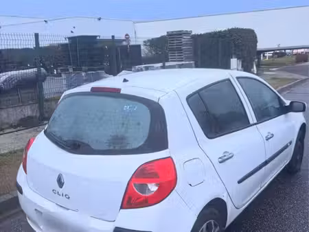 Renault Clio 1.2 75 Authentique