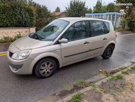 Renault Scénic 1.6 115