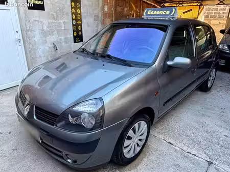 Renault Clio 1.4 98 Privilège
