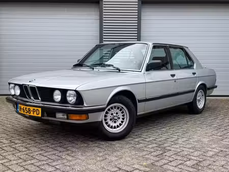 BMW Série 5 520i
