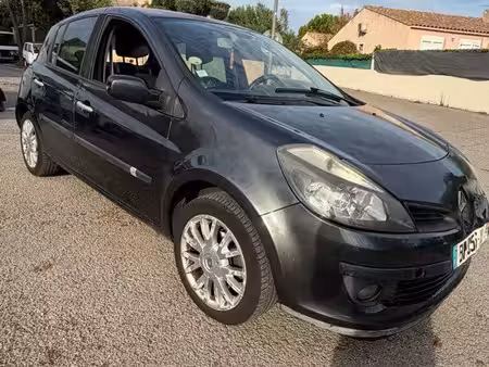 Renault Clio 1.4 98