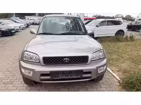 Toyota RAV4 2.0 128 VX