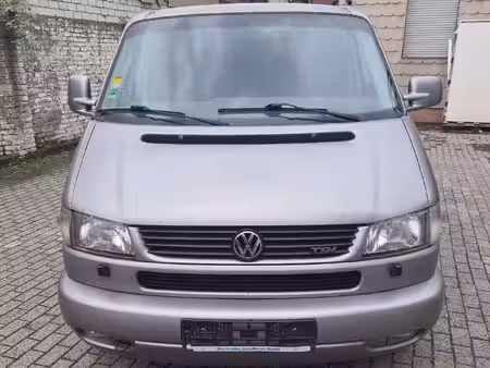 Volkswagen Transporter T4 2.5 TDI 102