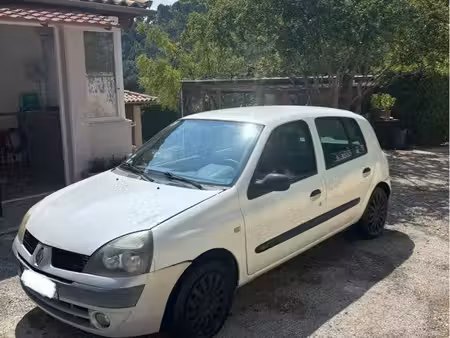 Renault Clio 1.2 75
