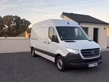 Mercedes-Benz Sprinter 2.1 143