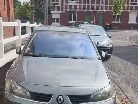 Renault Laguna 2.2 dCi 130