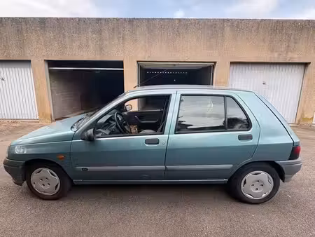 Renault Clio 1.2 58 RN