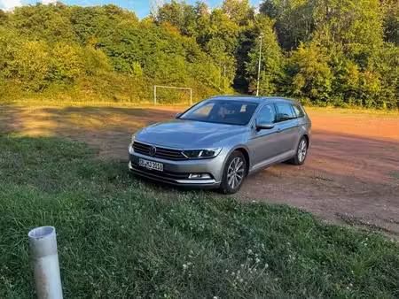 Volkswagen Passat 2.0 TSI 220