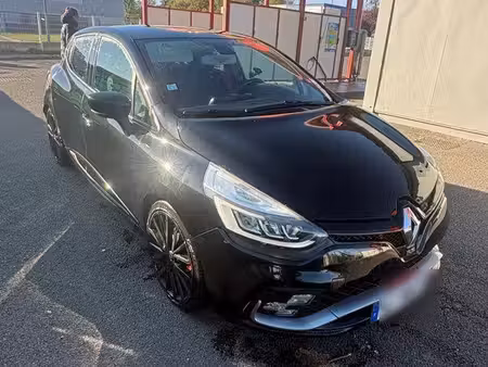 Renault Clio RS Trophy 1.6 T 220