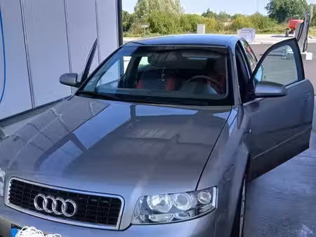Audi A4 2.0 130