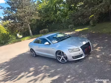 Audi A5 V6 2.7 TDI 190