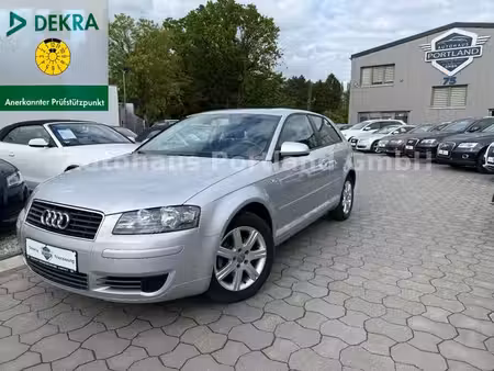 Audi A3 1.6 102 Attraction
