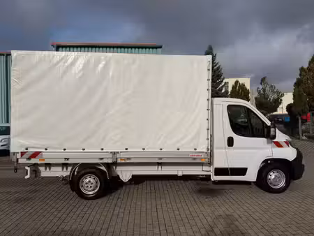 Opel Movano 2.2 HDi 140