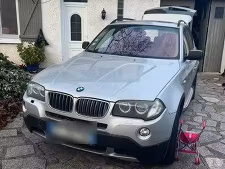 BMW X3 30d 3.0 218