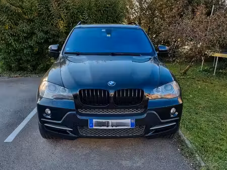 BMW X5 48i 4.8 355