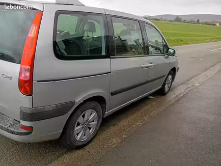 Citroën C8
