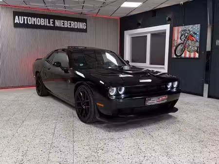 Dodge Challenger SRT Hellcat V8 6.2