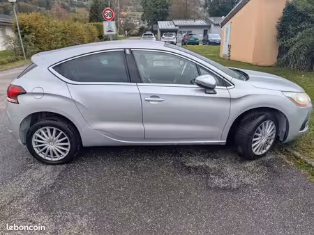 DS 4 1.6 HDi 115