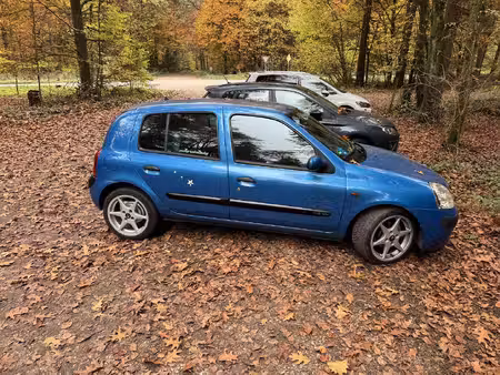 Renault Clio 1.4 98 Initiale