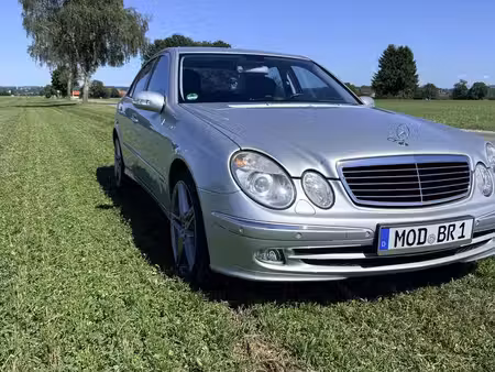 Mercedes-Benz Classe E E 200 Avantgarde