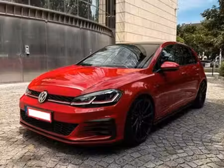 Volkswagen Golf GTI 2.0 TSI Performance