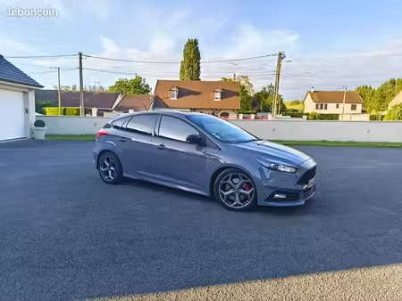 Ford Focus ST 2.0 TDCi 185