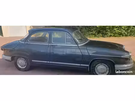 Panhard PL 17