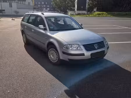Volkswagen Passat 1.6 102 Base