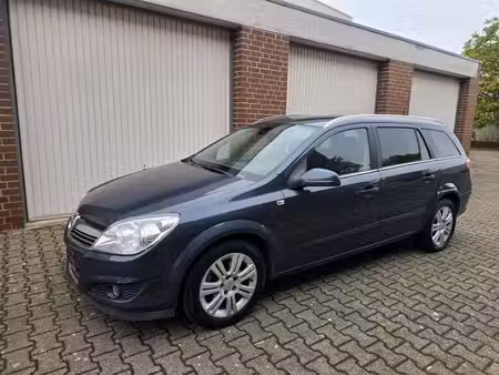 Opel Astra 1.6 105 Cosmo