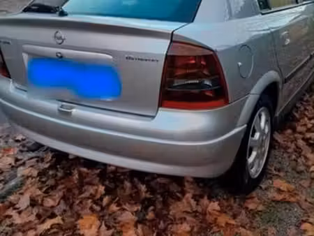 Opel Astra 1.6 105