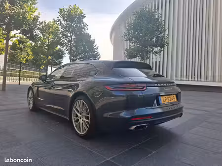 Porsche Panamera 4x4