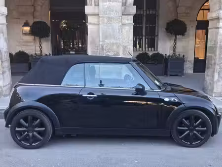 Mini Cabrio Cooper 1.6 115