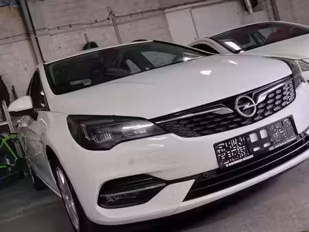 Opel Astra 1.5 105