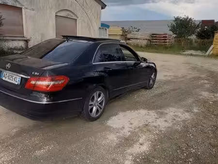 Mercedes-Benz Classe E E 270 2.2