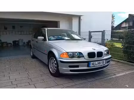 BMW Série 3 318i 2.0 118