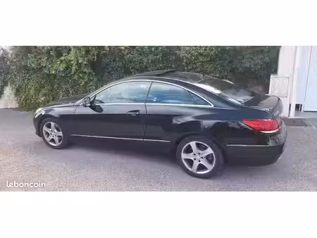 Mercedes-Benz Classe E E 220