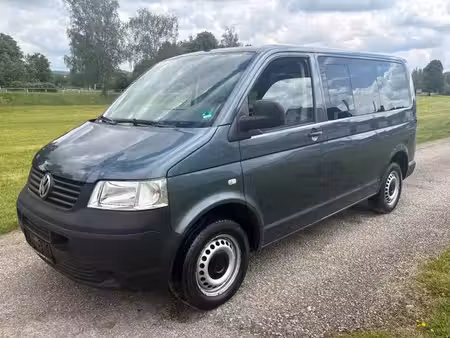 Volkswagen Transporter T5 California 2.5 TDI 131 Beach