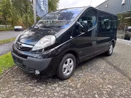 Opel Vivaro 2.5 CDTI