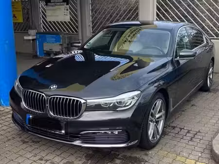BMW Série 7 730d 3.0 265