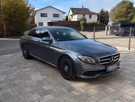 Mercedes-Benz Classe E E 200 2.0 184 4Matic