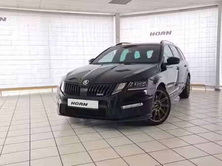 Škoda Octavia RS 2.0 TSI 230