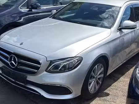 Mercedes-Benz Classe E E 200