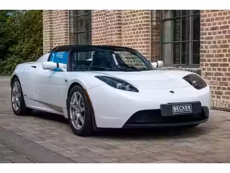 Tesla Roadster Signature